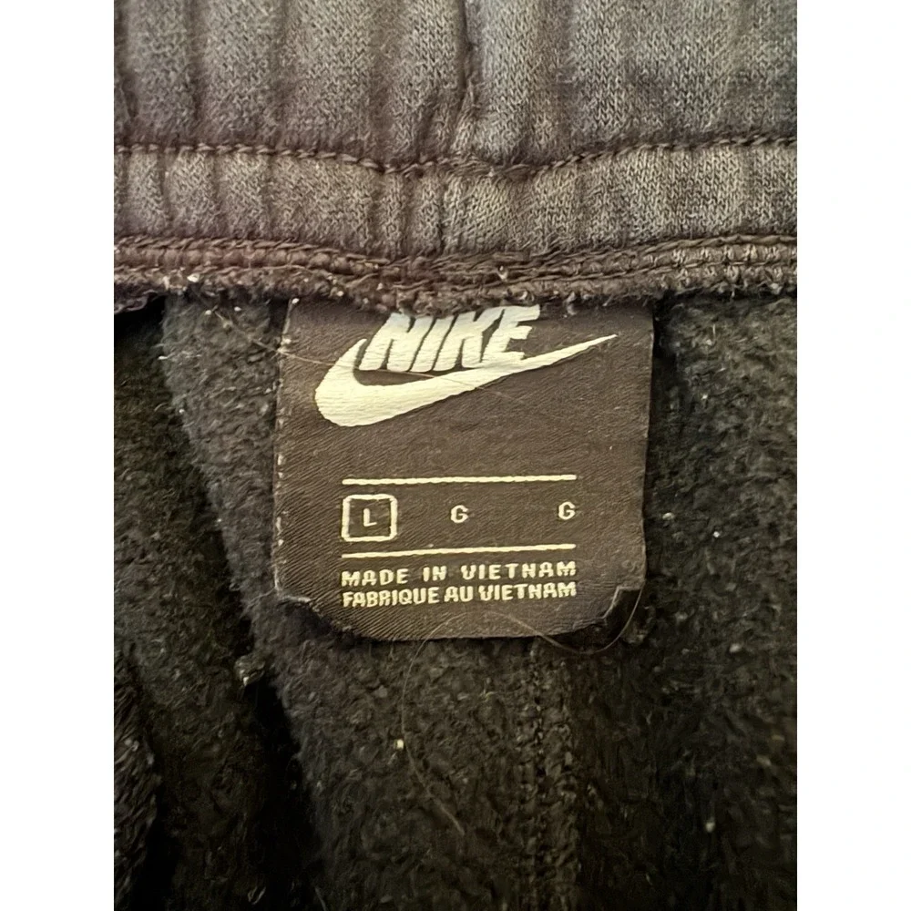 Nike Club Fleece Joggers Pants Men's Size Large Black Tapered Pockets BV2671-010